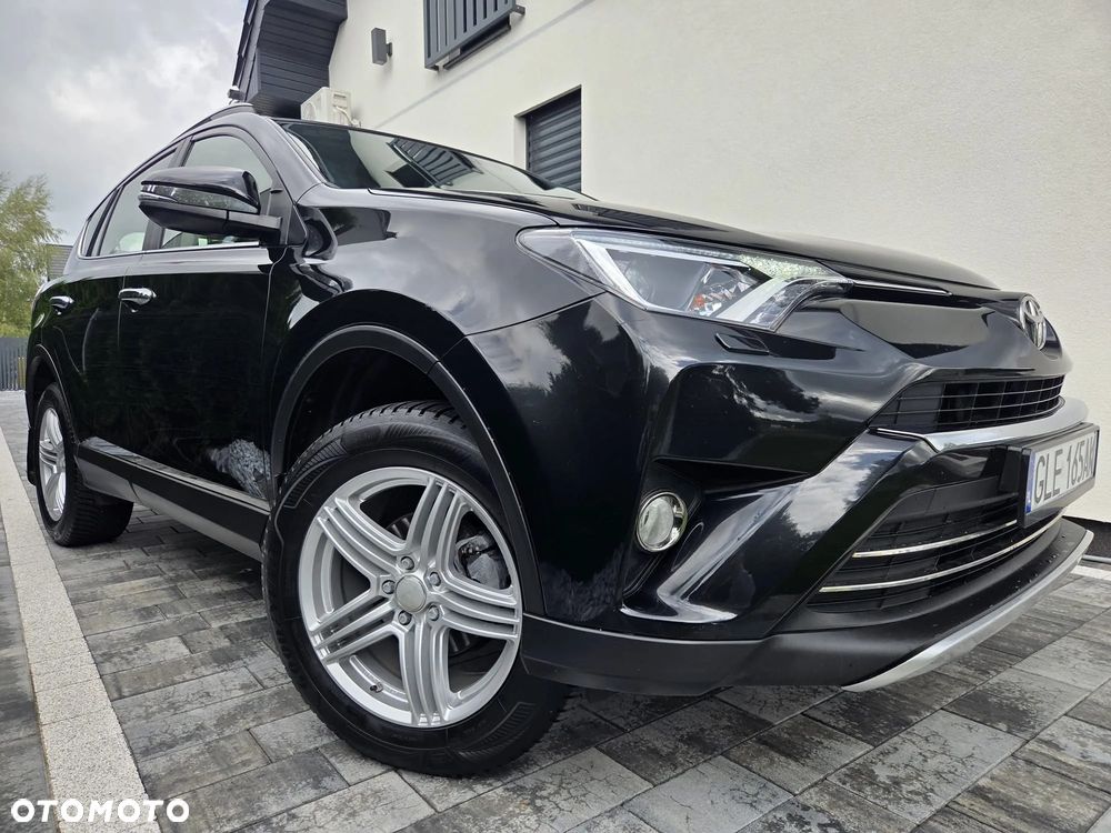 Toyota RAV4 2.0 D-4D Premium 4x2 - 4