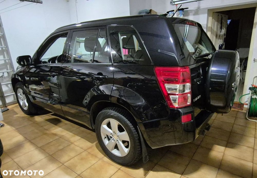 Suzuki Grand Vitara 2.0 Comfort - 16