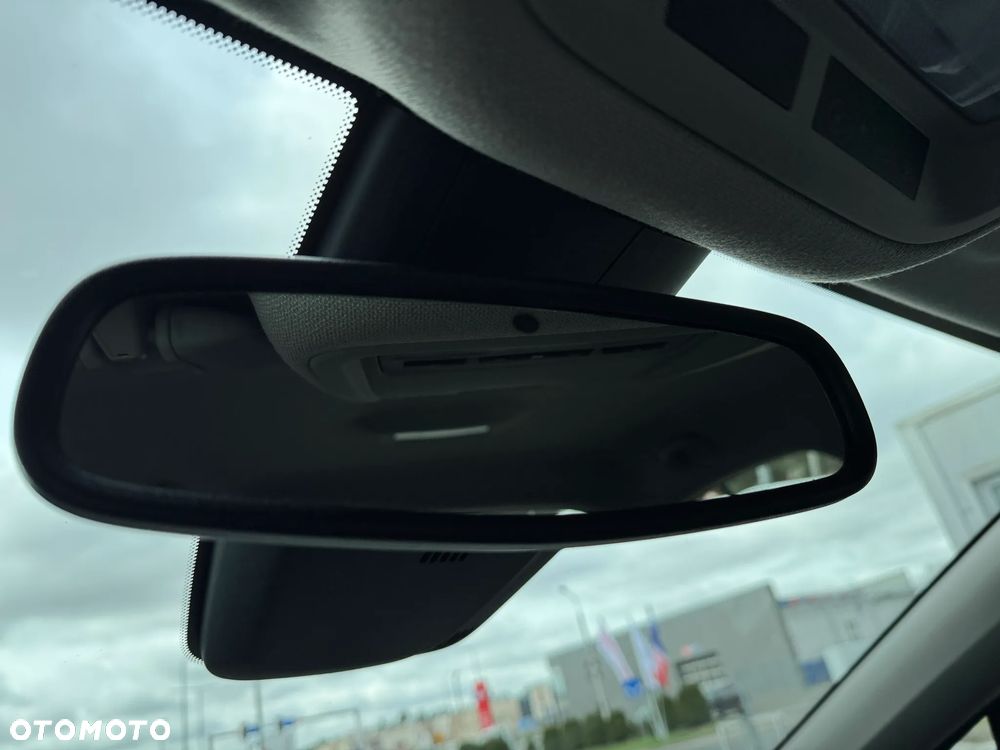 Opel Astra 1.4 T Elegance S&S - 20