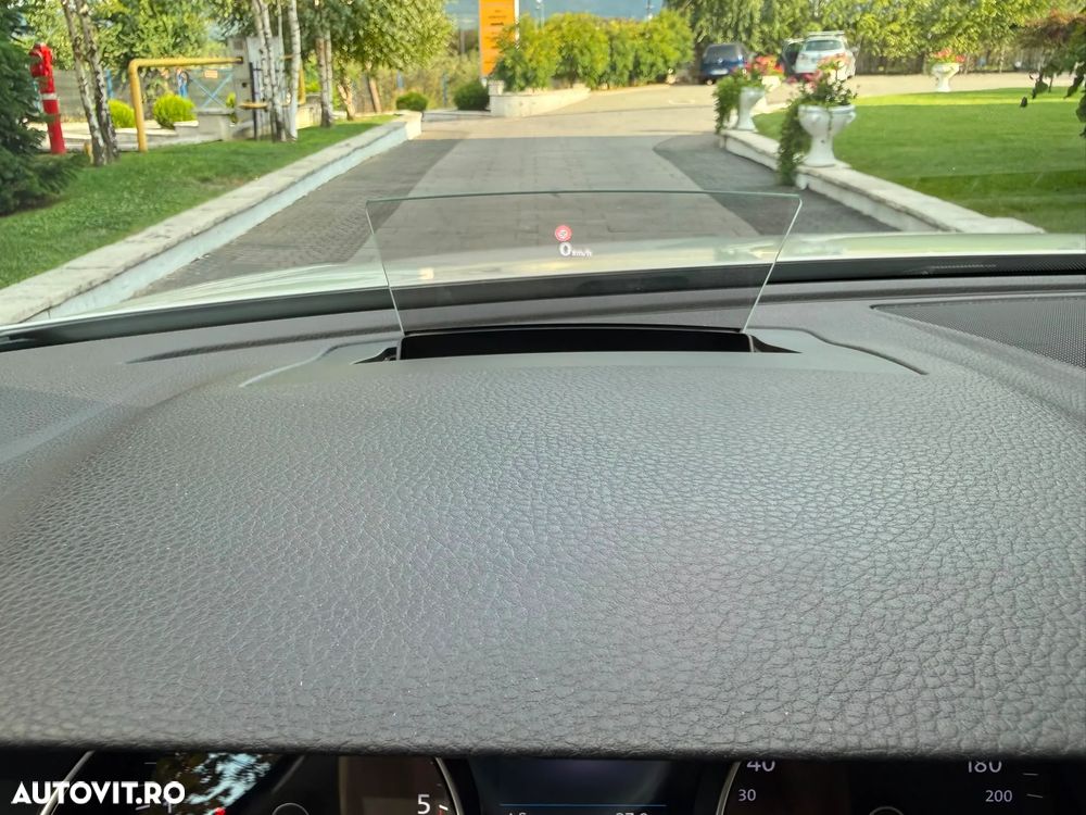 Volkswagen Passat 2.0 TDI SCR Business - 13