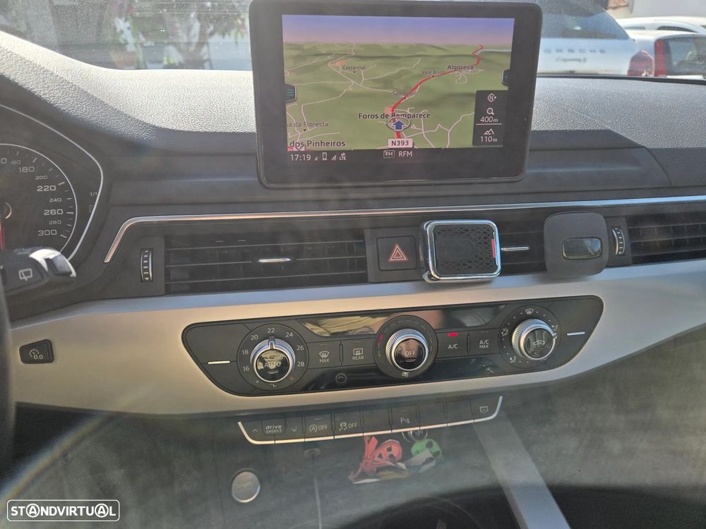 Audi A4 2.0 TDI S tronic sport - 11