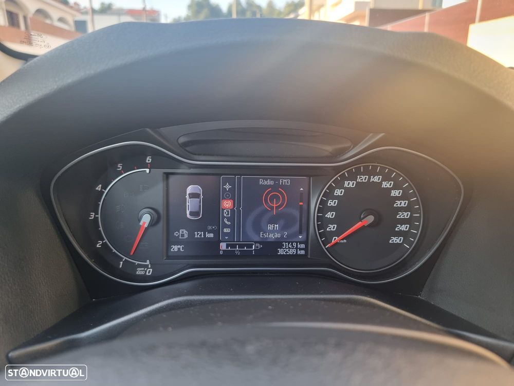 Ford Mondeo SW 2.0 TDCi Titanium S - 12