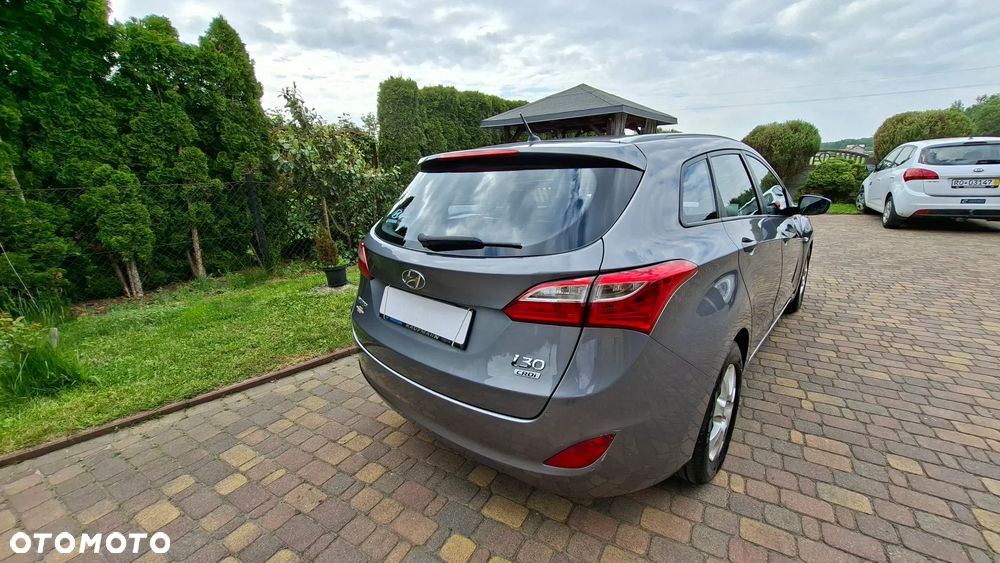 Hyundai i30 1.4 CRDi Comfort - 10