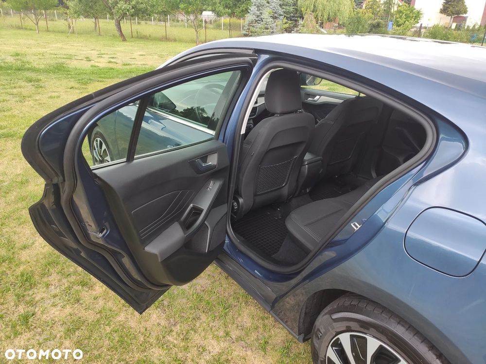 Ford Focus 1.0 EcoBoost mHEV Titanium - 13