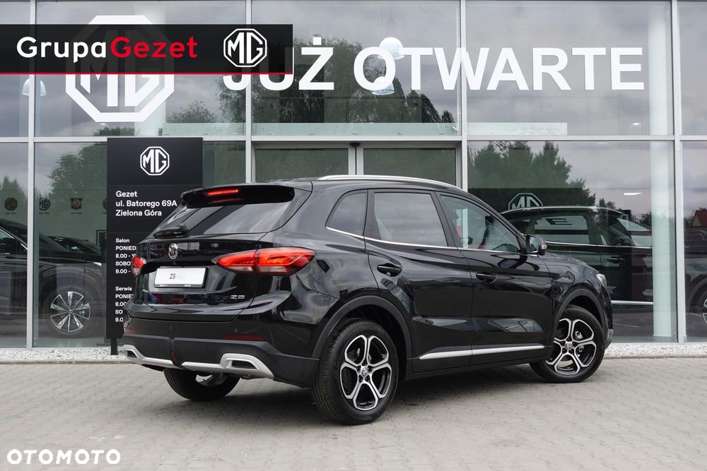 MG ZS - 4