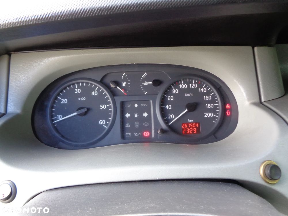 Renault trafic long - 11