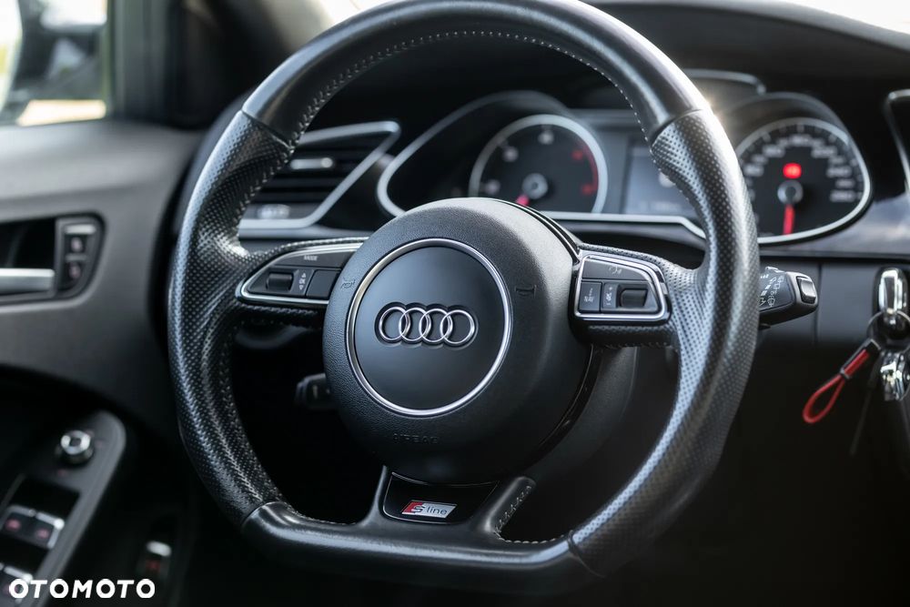 Audi A4 Avant 2.0 TDI DPF quattro S tronic S line Sportpaket - 10