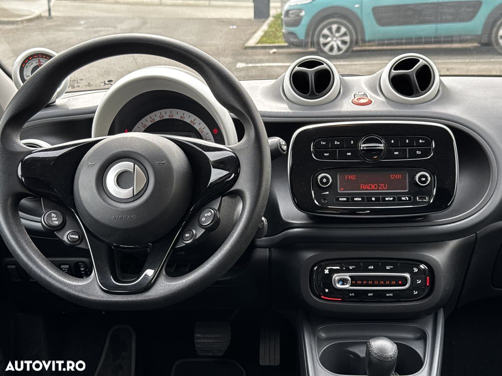 Smart Forfour EQ - 12