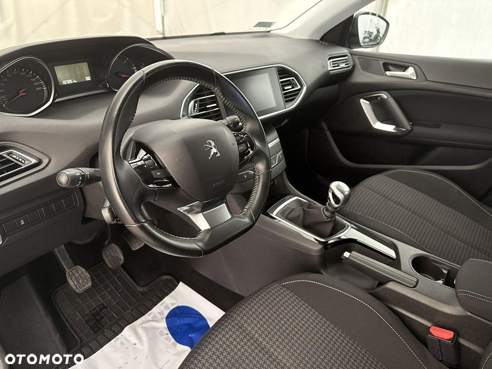 Peugeot 308 - 14