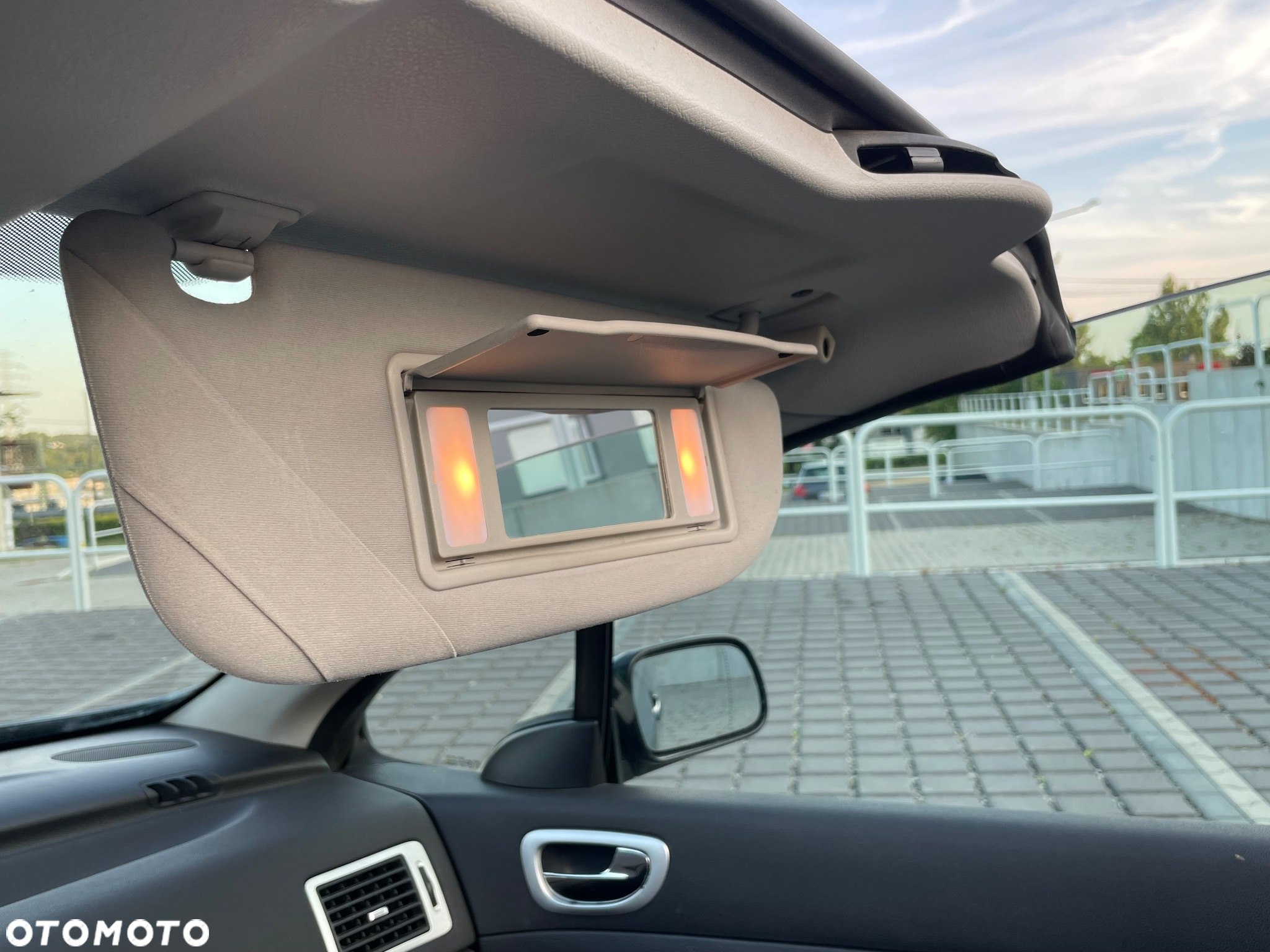 Peugeot 307 CC 2.0 - 14
