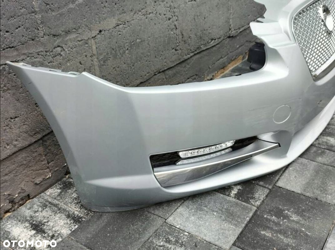 ZDERZAK PRZEDNI PRZÓD JAGUAR XF X250 KOMPLETNY - 2