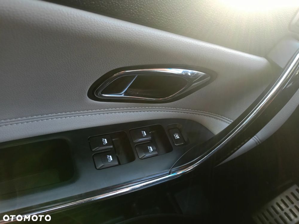 Kia Ceed 1.6 CRDi 128 ISG Platinum Edition - 23