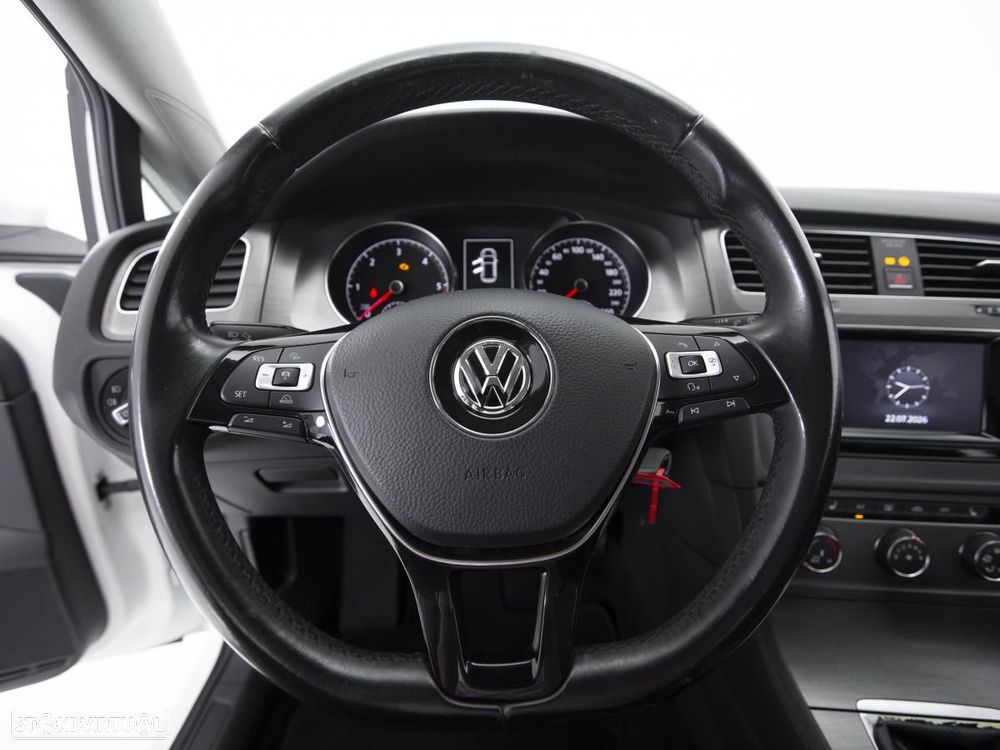 VW Golf - 17