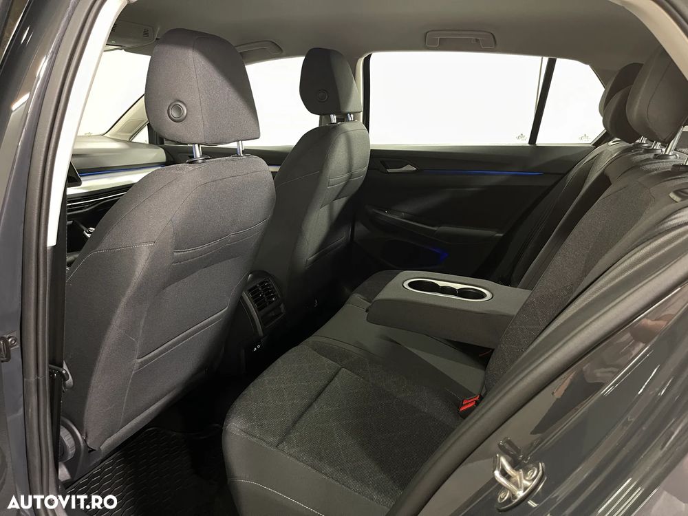 Volkswagen Golf 1.0 TSI Life - 12