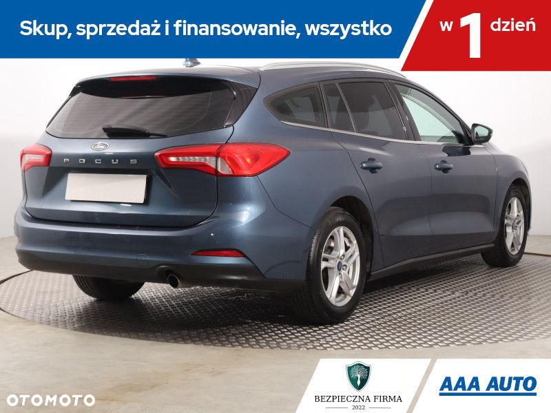 Ford Focus - 6