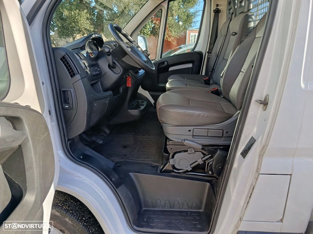 Citroën Jumper 2.2 BlueHDi 35 Heavy L4 - 12