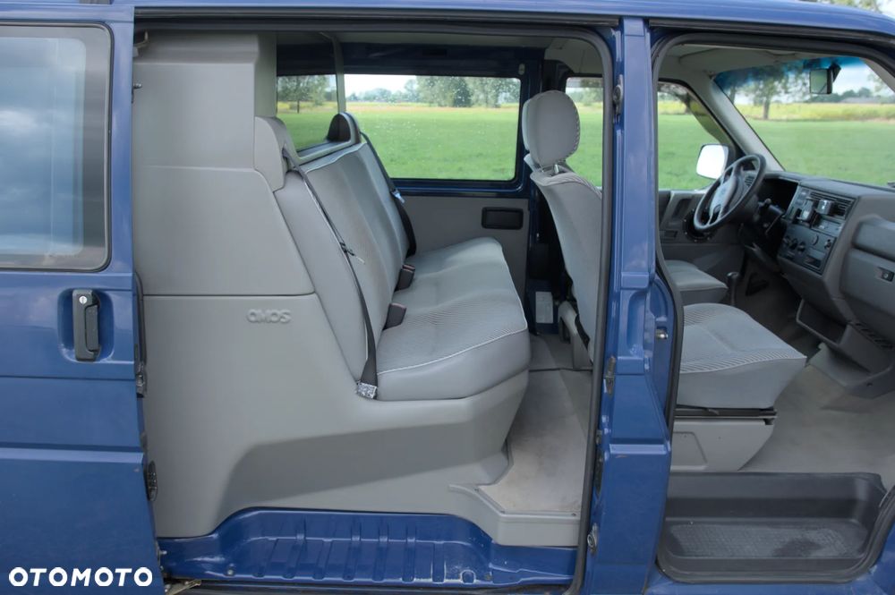 Volkswagen Transporter - 25