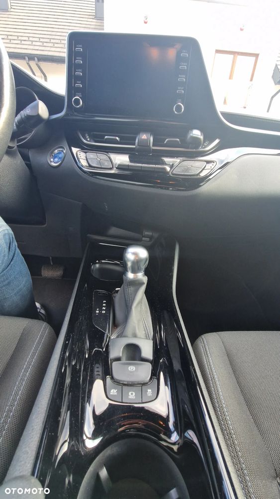 Toyota C-HR - 19