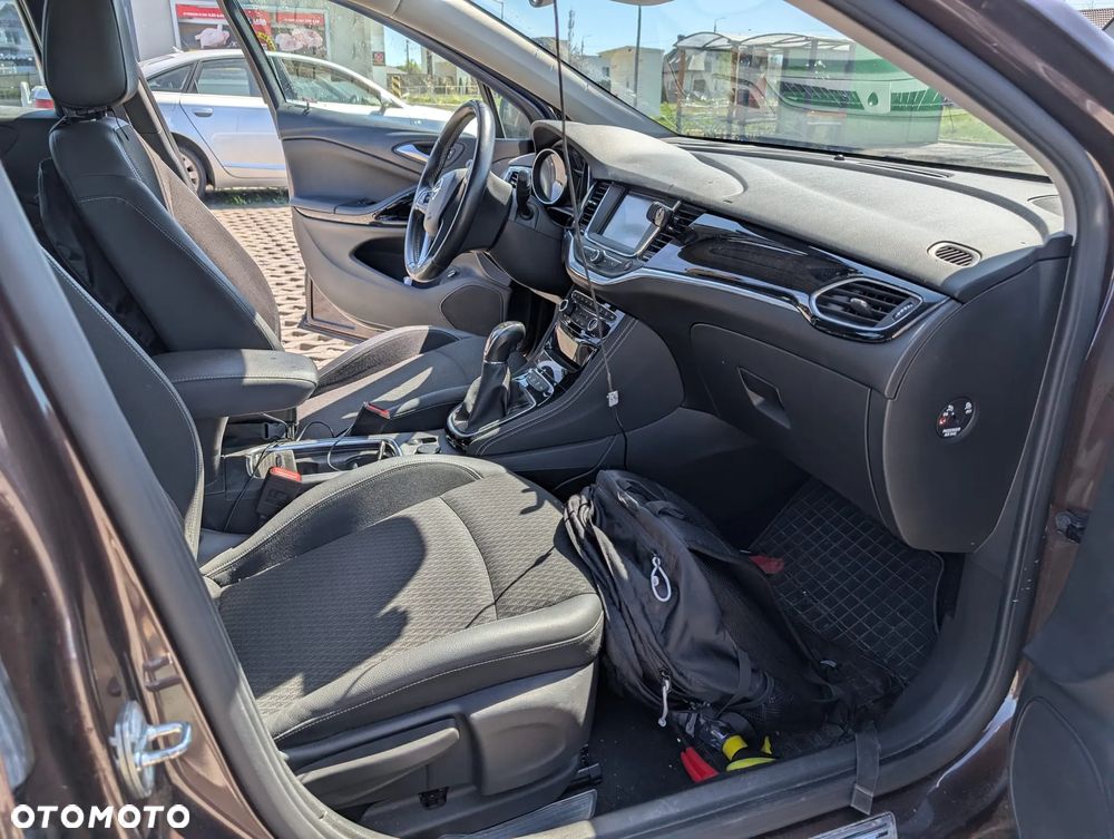 Opel Astra 1.6 CDTI Elite S&S - 13