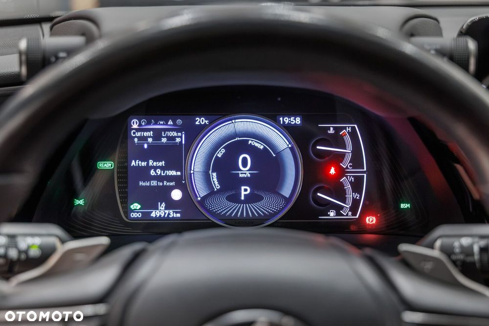Lexus ES 300h Business Edition - 9