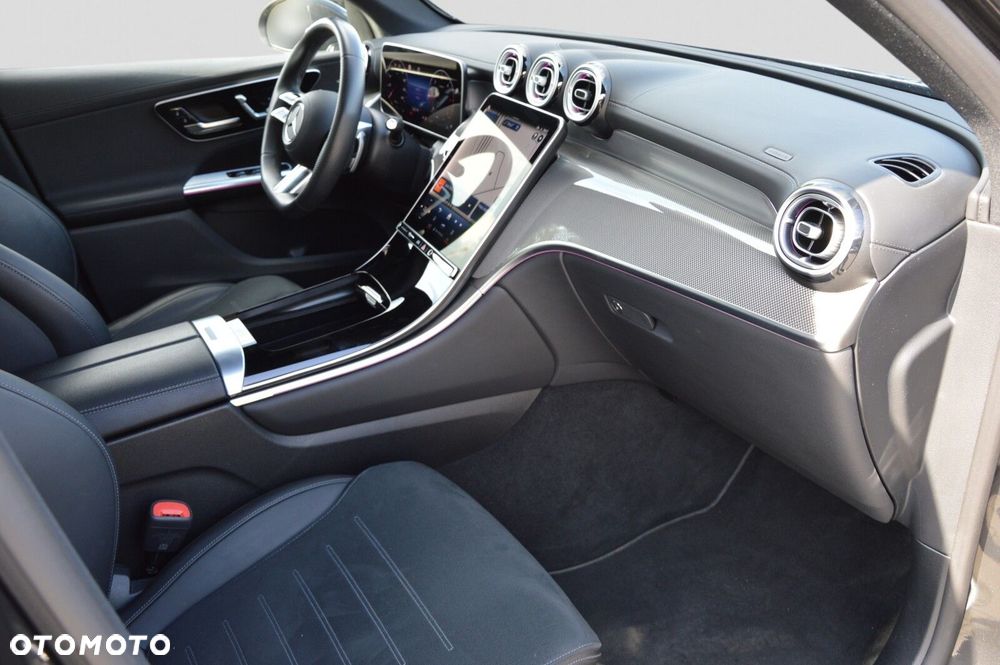 Mercedes-Benz GLC 220 d mHEV 4-Matic AMG Line - 24