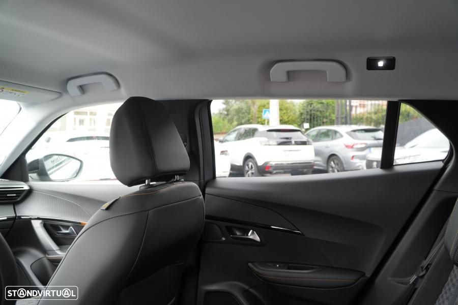 Peugeot e-2008 50 kWh Active Pack - 13