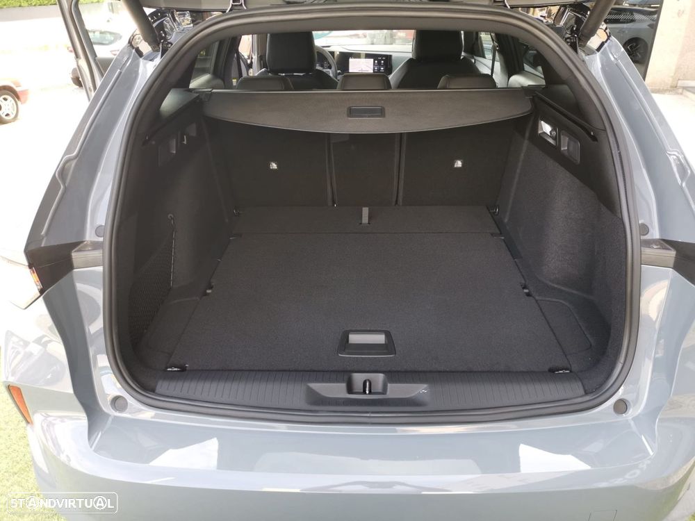 Opel Astra Sports Tourer - 15