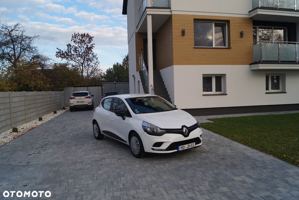 Renault Clio 1.2 16V 75 LIMITED - 38