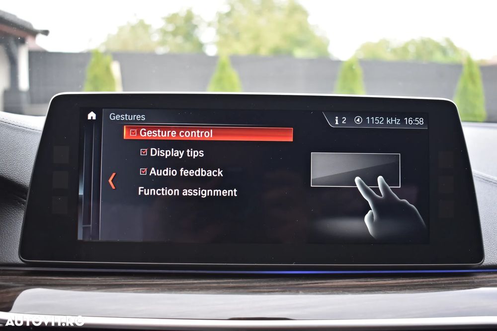 BMW Seria 5 520d xDrive Aut. Luxury Line - 29