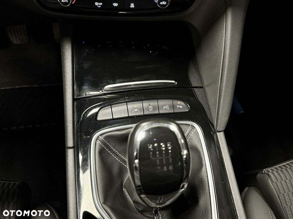 Opel Insignia - 27