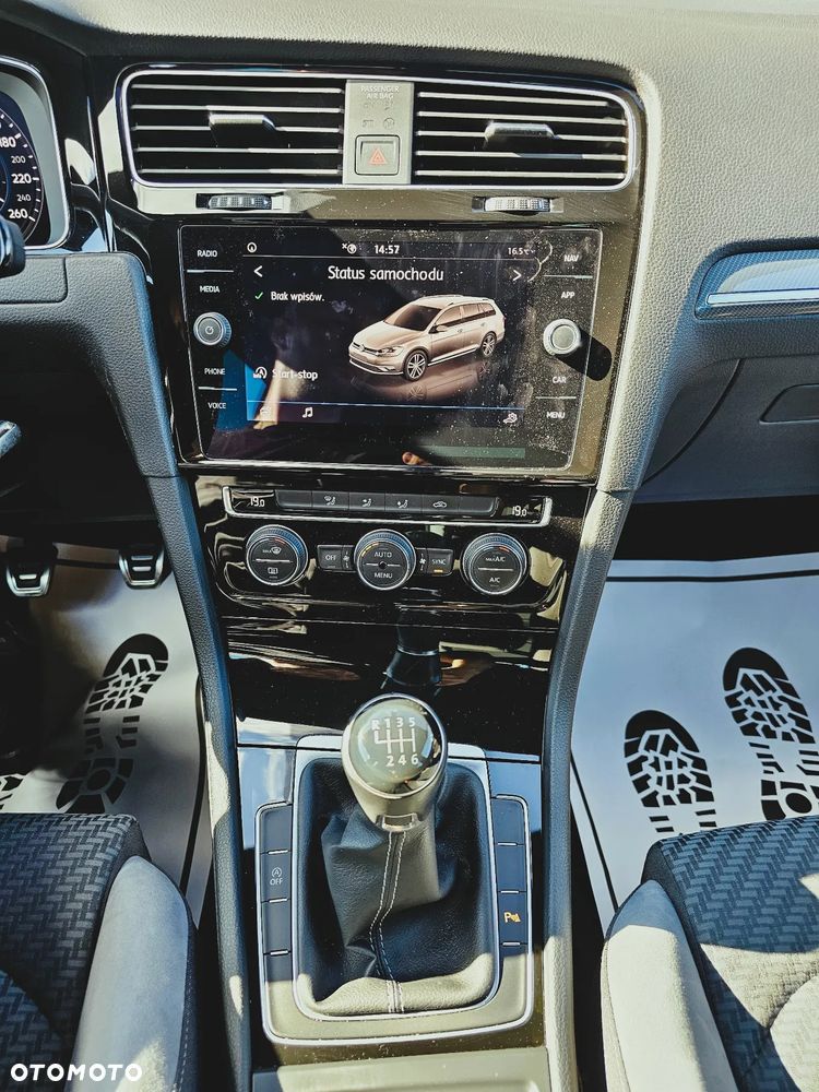Volkswagen Golf Variant - 13