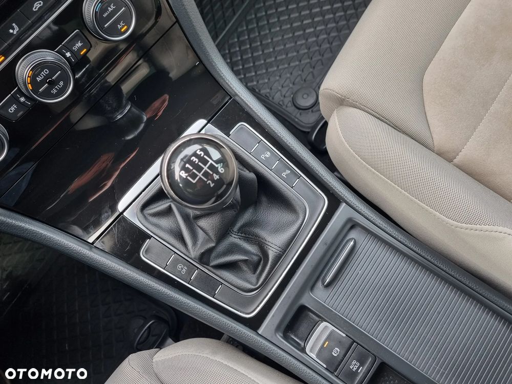 Volkswagen Golf 1.4 TSI ACT BlueMotion Technology Highline - 29