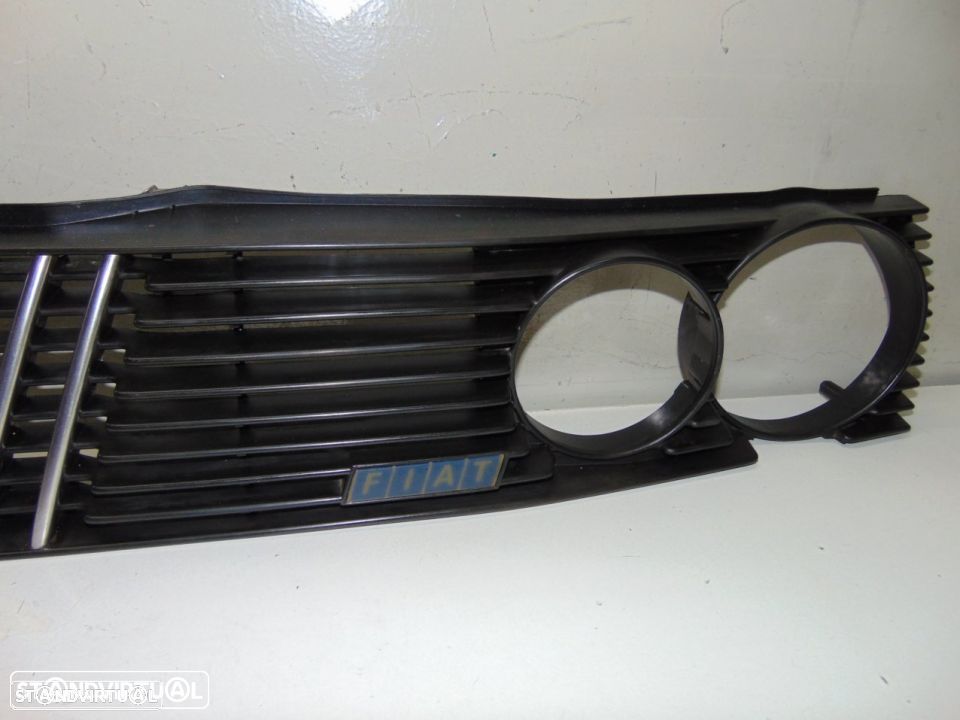 Fiat Ritmo grelha frontal - 3