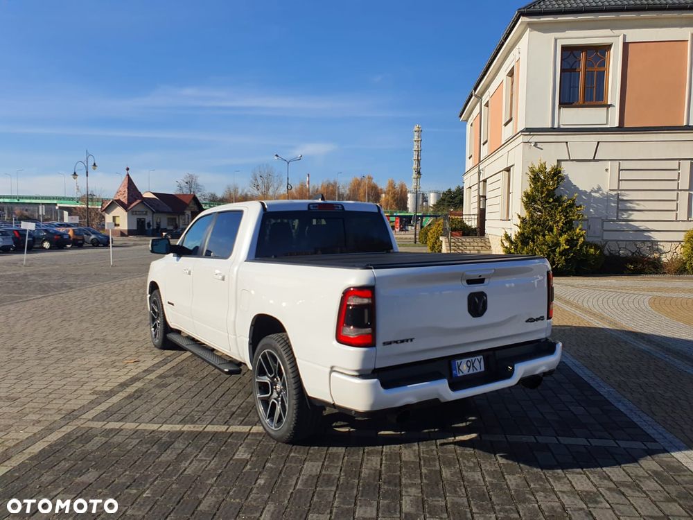 Dodge RAM 5.7 4x4 - 5