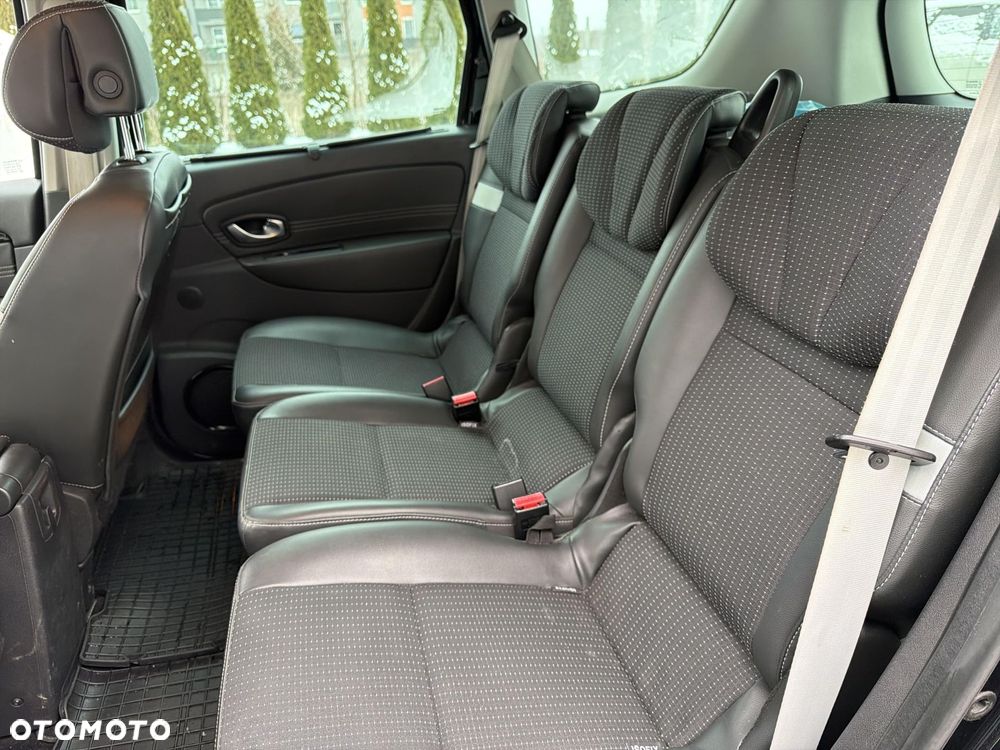 Renault Scenic - 16