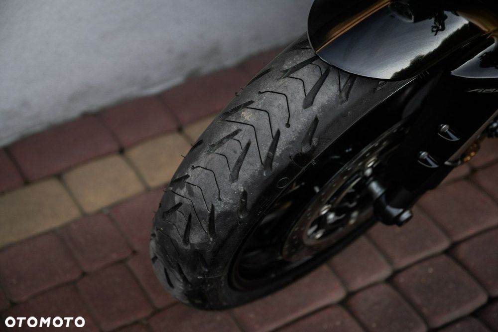 Yamaha FZ - 7