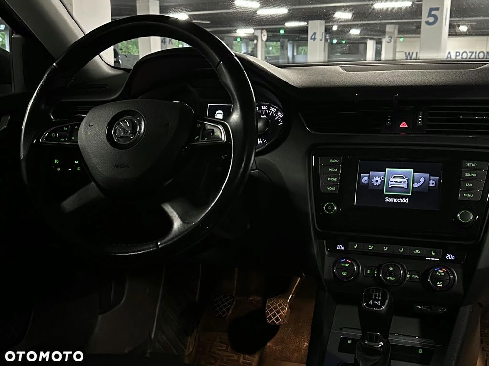 Skoda Octavia 2.0 TDI (Green tec) 4x4 Style - 19