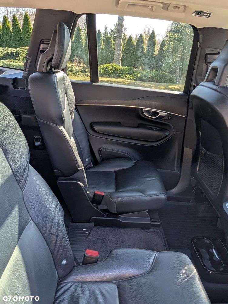Volvo XC 90 - 34
