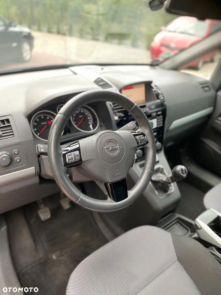 Opel Zafira 1.6 Cosmo - 8