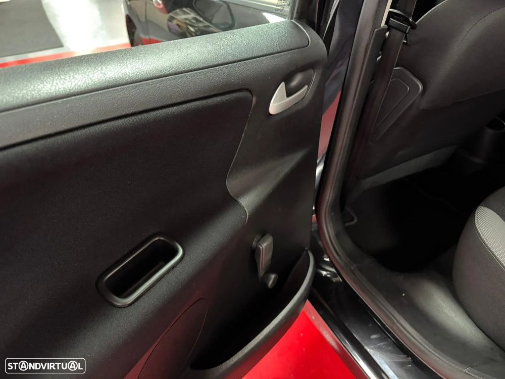 Peugeot 207 1.4 16V Open - 35