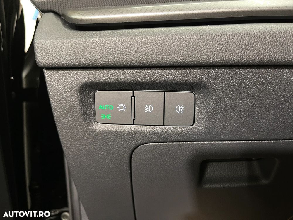 Skoda Octavia 2.0 TDI DSG Ambition - 19