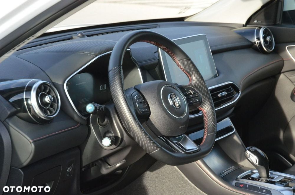 MG HS 1.5T-GDI Luxury - 33