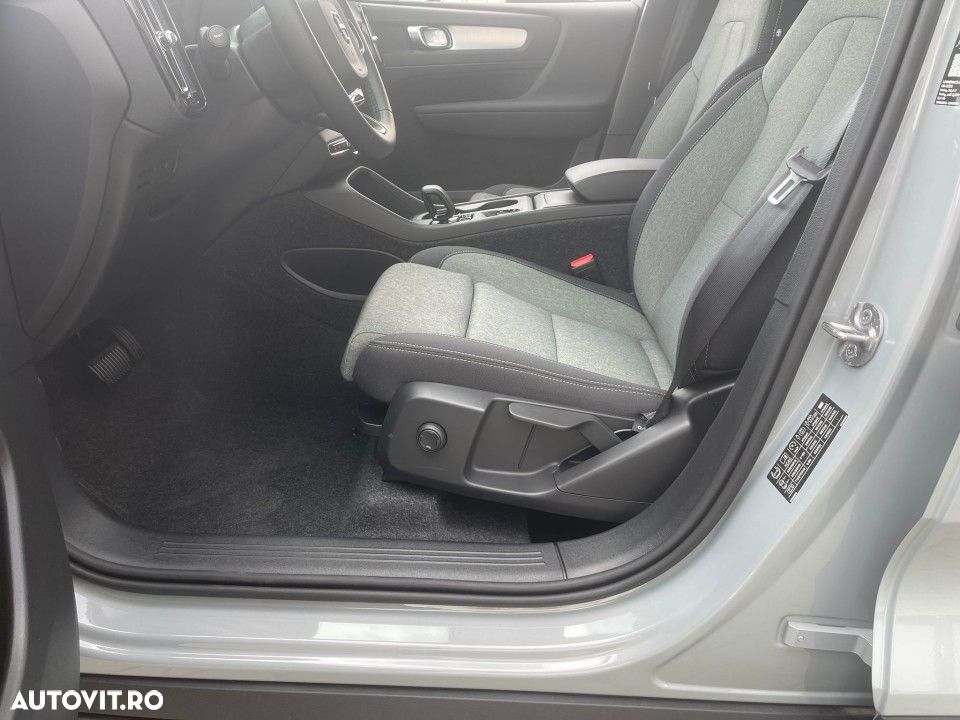 Volvo XC 40 B3 AT FWD MHEV Core - 7
