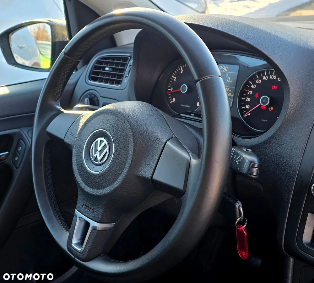 Volkswagen Polo 1.4 Comfortline - 18