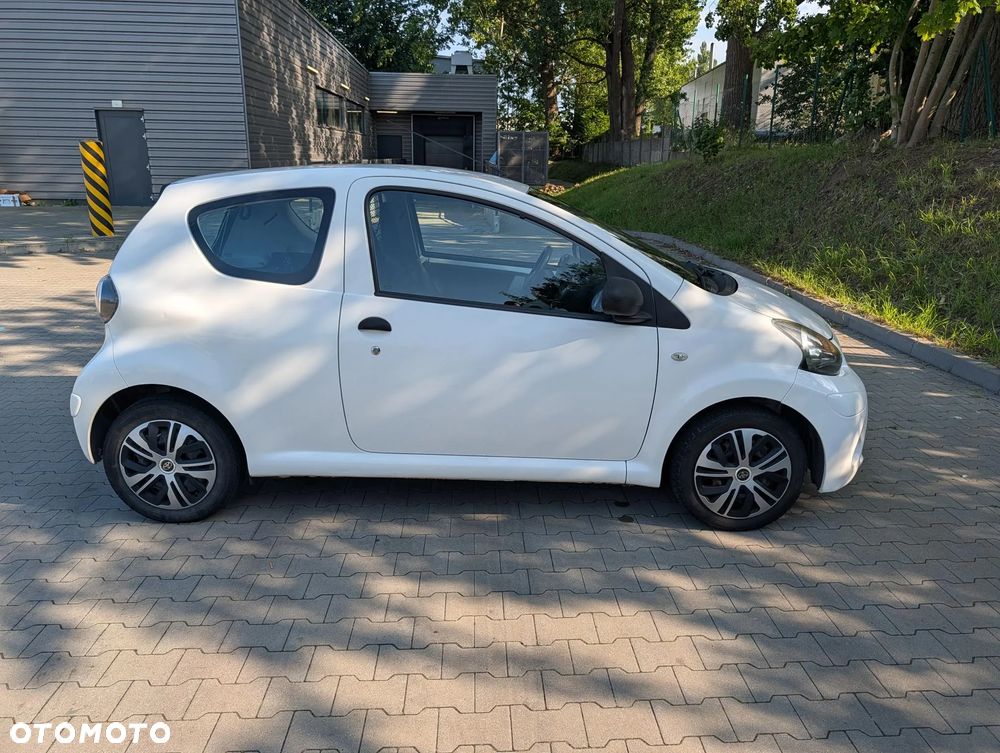 Toyota Aygo - 12