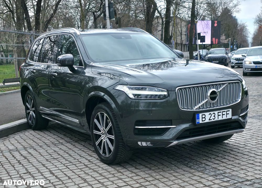 Volvo XC 90 D5 AWD Geartronic Inscription - 3