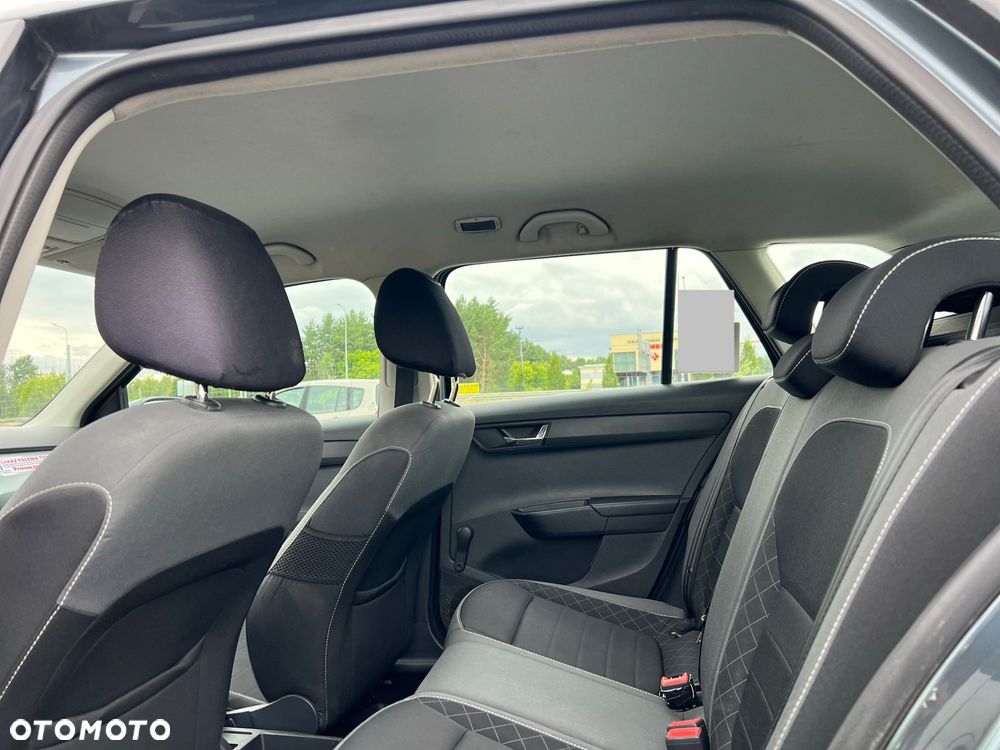 Skoda Fabia 1.0 Ambition - 14