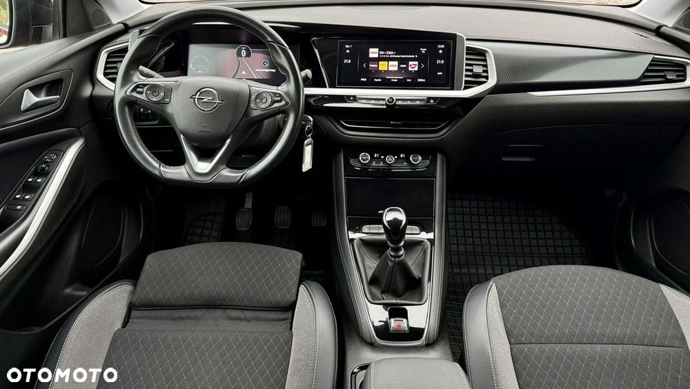 Opel Grandland 1.2 T GS Line S&S - 11