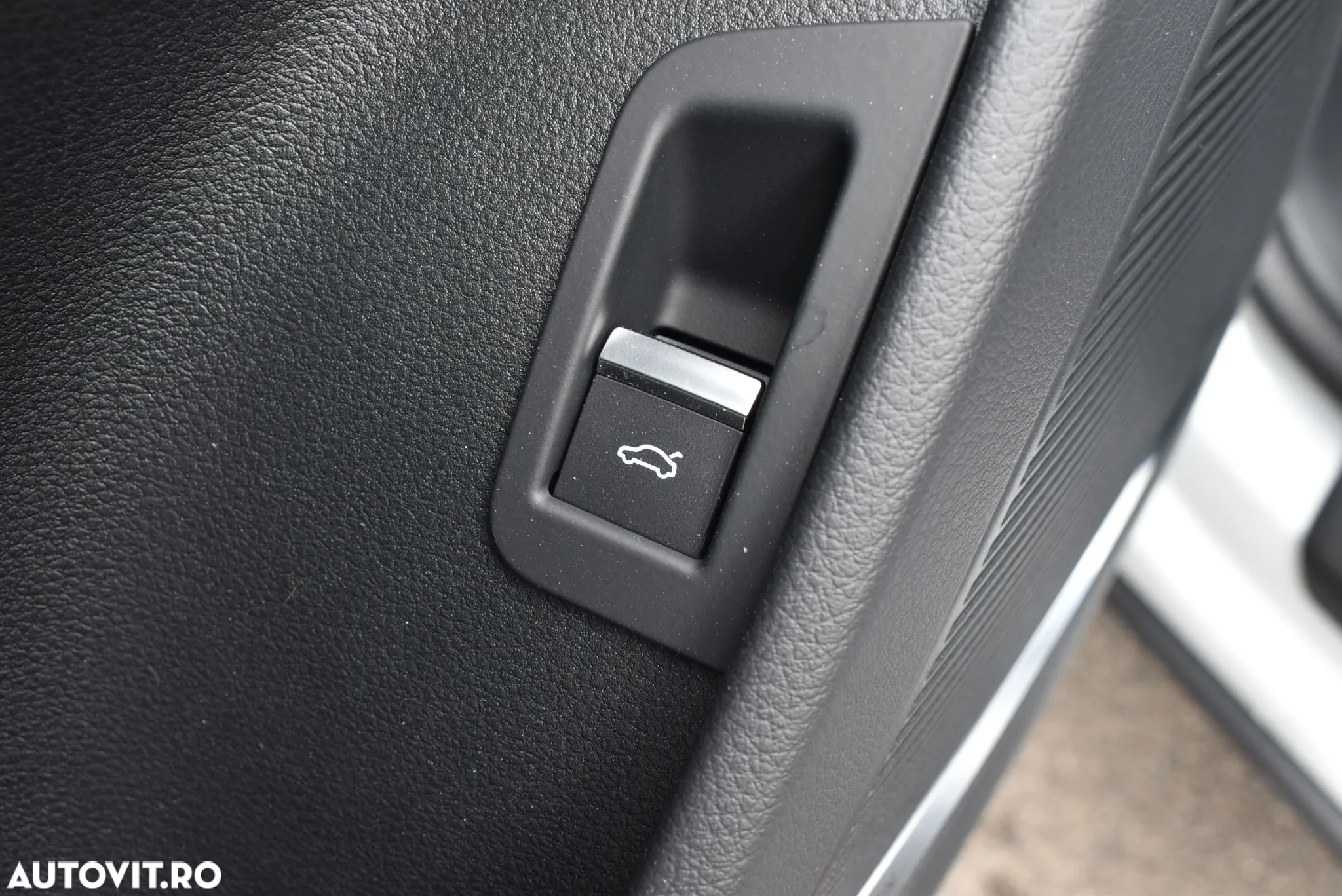 Audi Q8 55 TFSI quattro Tiptronic MHEV - 11