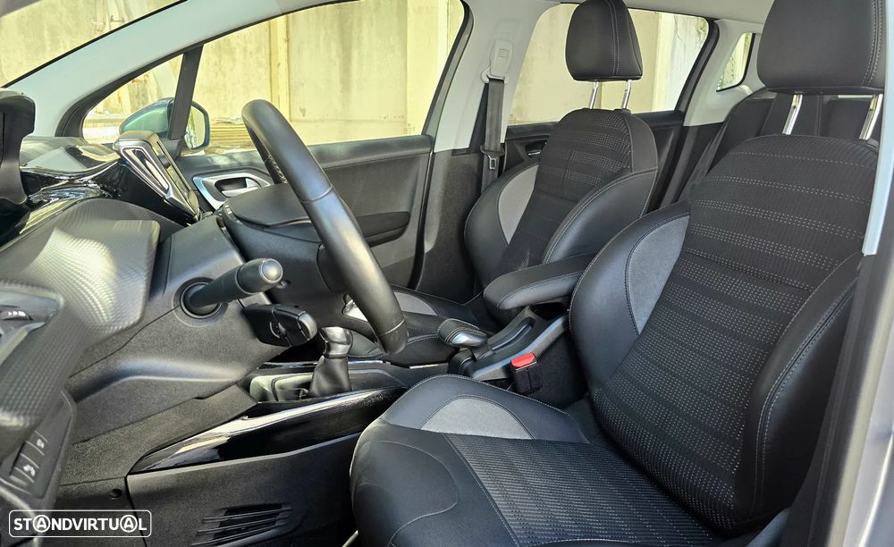 Peugeot 2008 PureTech 82 Allure - 9